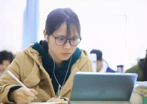 博士导师吃瓜,揭秘学术界的趣味瞬间