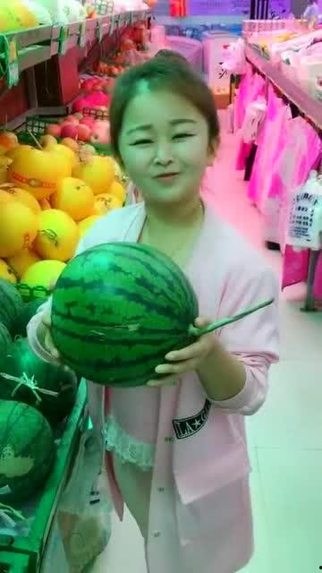 女生说吃瓜回复西瓜